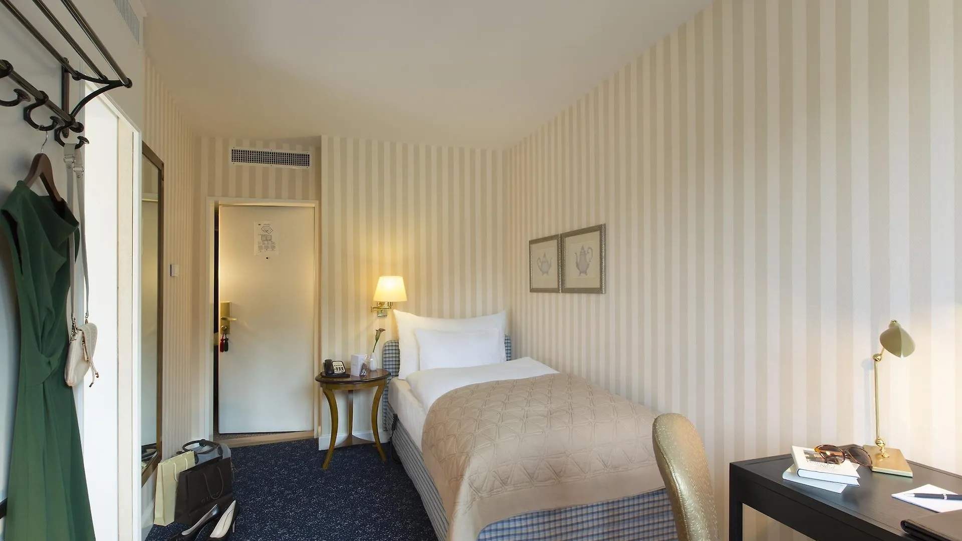 Small Luxury Hotel Ambassador Zurich