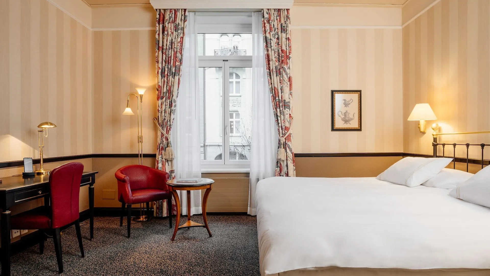 ****  Small Luxury Hotel Ambassador Zurich Switzerland