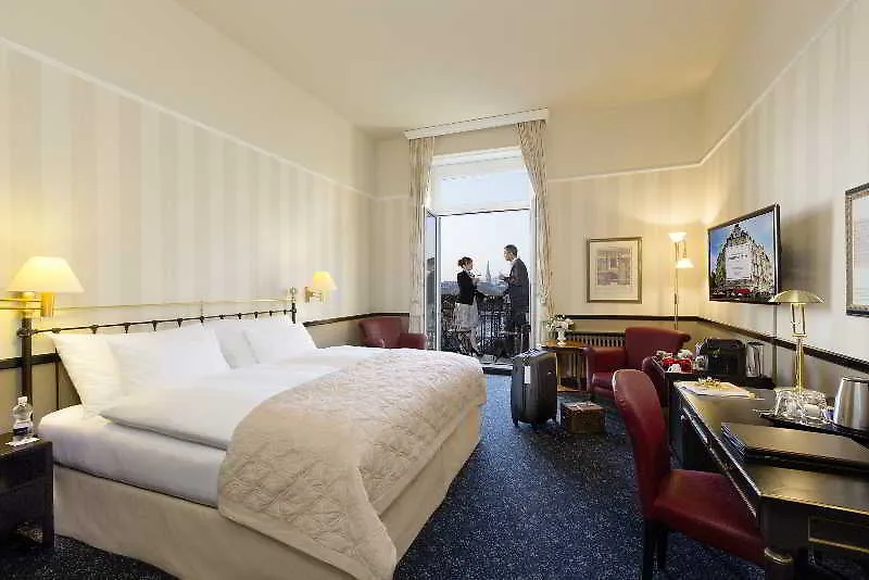 Small Luxury Hotel Ambassador Zurich 4*,